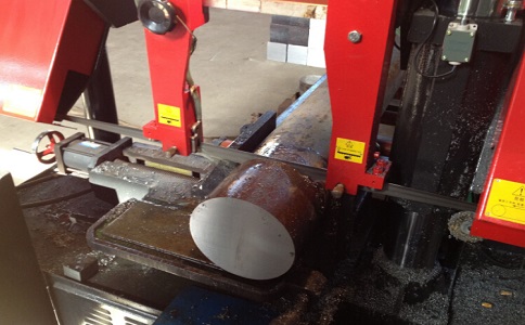 寮步镇卧式带锯床加工时出现明显振荡如何排查？